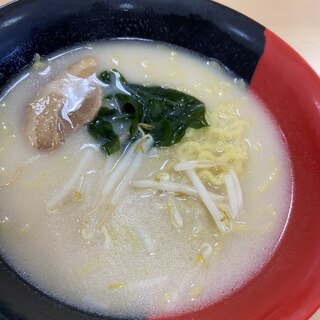 白湯ラーメン